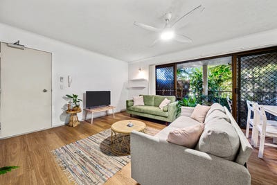 /international/au/2-268-stanhill-drive-chevron-island-qld-151955392/