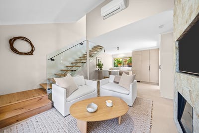 /international/au/58-30-sportsman-avenue-mermaid-beach-qld-152537956/