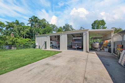 /international/au/16-tracey-street-balgal-beach-qld-204543520/