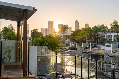 /international/au/12-monte-vista-court-broadbeach-waters-qld-151242048/