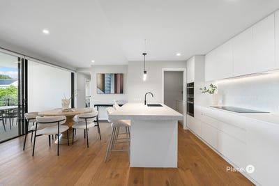/international/au/8-388-hawthorne-road-hawthorne-qld-151170172/