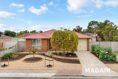 /international/au/18-ketch-court-aldinga-beach-sa-151479900/