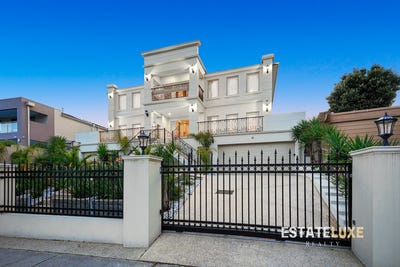 /international/au/11-palmerston-crescent-wheelers-hill-vic-148518252/