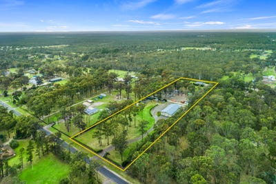 /international/au/144-sheredan-road-castlereagh-nsw-152699232/
