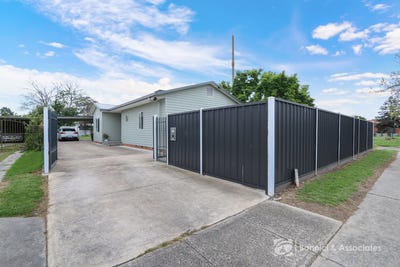/international/au/945-mate-street-north-albury-nsw-152651100/