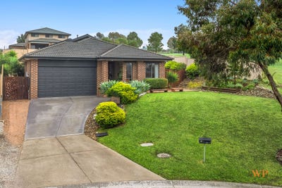 /international/au/19-salute-court-wallan-vic-151357956/