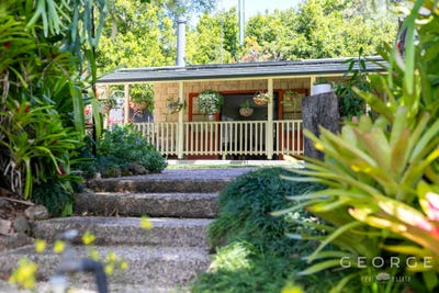 /international/au/9-church-street-pomona-qld-152548804/