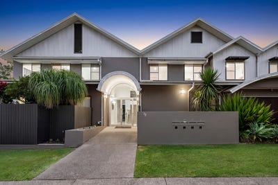 /international/au/6-75-mildura-street-coffs-harbour-nsw-151120036/