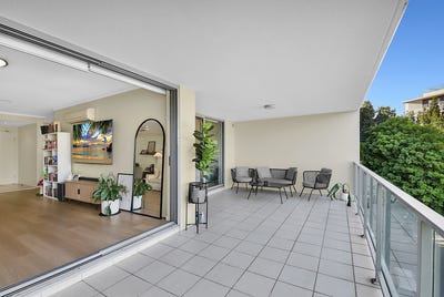 /international/au/31-154-musgrave-avenue-southport-qld-151242236/