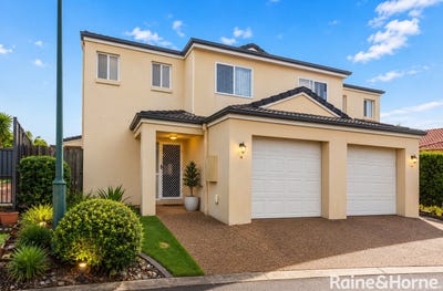 /international/au/16-8a-clydesdale-drive-upper-coomera-qld-151071768/