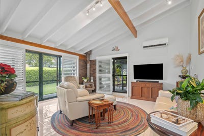 /international/au/17-cork-hill-street-rochedale-south-qld-151419944/