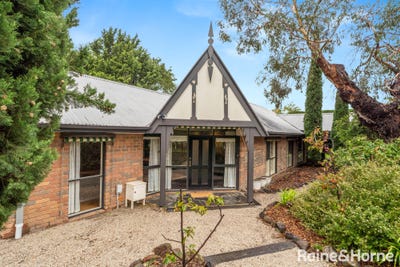 /international/au/67-racecourse-road-riddells-creek-vic-150850196/