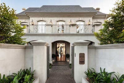 /international/au/86-88-wilson-street-brighton-vic-151257828/