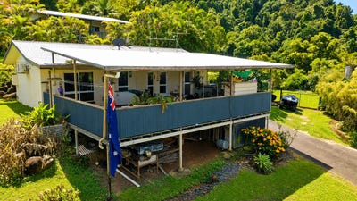 /international/au/46-maple-terrace-tully-qld-150859160/