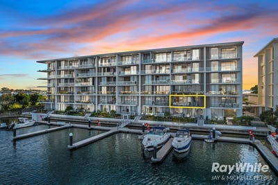 /international/au/202-11-aqua-street-newport-qld-148657532/
