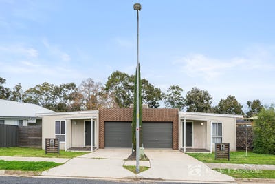 /international/au/1-2-10-waratah-crescent-west-albury-nsw-151618040/