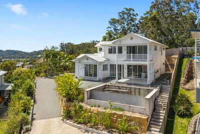 /international/au/57-sawtell-drive-currumbin-waters-qld-152657828/