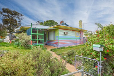 /international/au/2-loddon-avenue-red-cliffs-vic-151402388/