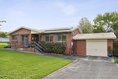 /international/au/8-379-queen-street-elliminyt-vic-152549820/