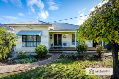 /international/au/7-alexander-avenue-horsham-vic-151395080/