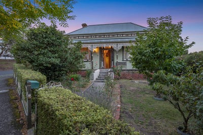 /international/au/66-rowe-street-black-hill-vic-150812896/