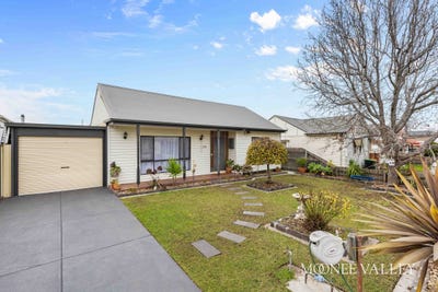 /international/au/58-hanley-street-avondale-heights-vic-151609900/