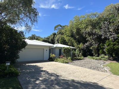 /international/au/8-midshipman-st-south-mission-beach-qld-148385136/