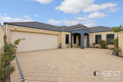 /international/au/6a-peppermint-place-morley-wa-151298468/