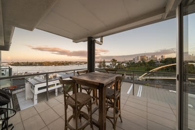 /international/au/71-32-agnes-street-albion-qld-151297032/