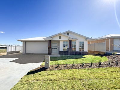 /international/au/51-matchless-avenue-goulburn-nsw-150971880/