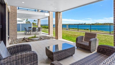 /international/au/99-pretoria-parade-harrington-nsw-150732652/