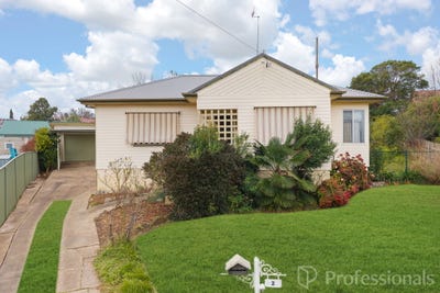 /international/au/2-kelly-place-west-bathurst-nsw-151523204/