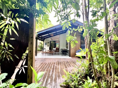 /international/au/unit-4-44-koda-st-wongaling-beach-qld-151476664/