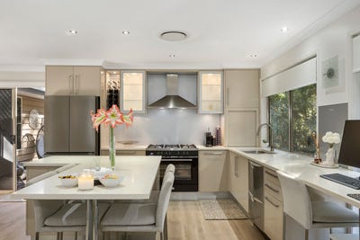 /international/au/9-greenhill-grove-daisy-hill-qld-152550524/