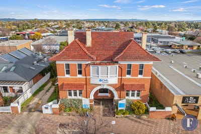 /international/au/125-kendal-street-cowra-nsw-148755828/?lang=en