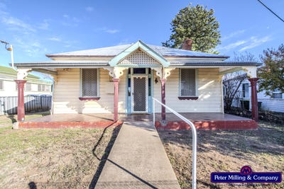 /international/au/41-simpson-street-wellington-nsw-151226088/