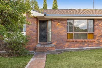 /international/au/3-kingsford-smith-drive-wilsonton-qld-151125824/