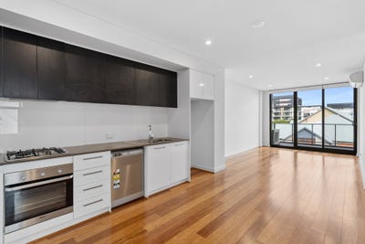 /international/au/32-2-marina-drive-ascot-wa-148538032/