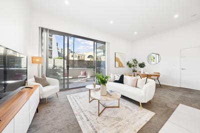 /international/au/g02-15-bigge-street-liverpool-nsw-151478152/
