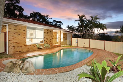 /international/au/176-alexander-drive-highland-park-qld-151868388/
