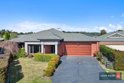 /international/au/2-morrow-court-newborough-vic-151056308/
