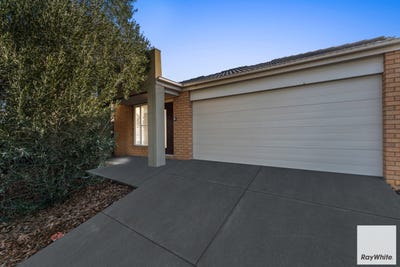 /international/au/5-duncombe-park-way-deer-park-vic-148402564/