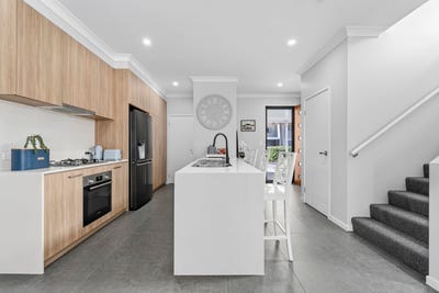 /international/au/46-28-bonogin-road-mudgeeraba-qld-150982304/