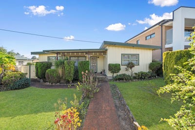 /international/au/6-first-avenue-macquarie-fields-nsw-151085844/