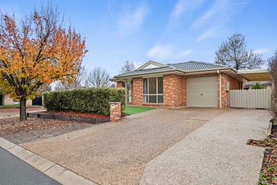 /international/au/36-bedourie-street-dunlop-act-151455568/?lang=id