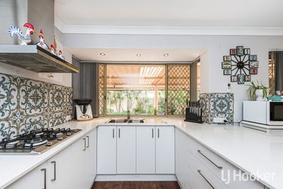 /international/au/8b-vine-court-kenwick-wa-151980840/