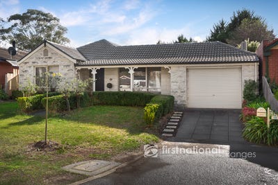 /international/au/19-argyle-court-berwick-vic-148571440/