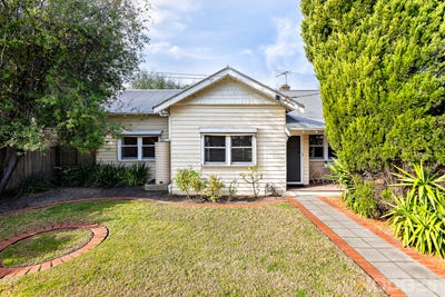 /international/au/1-34-kingston-street-hampton-vic-151530852/