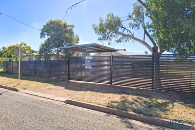 /international/au/10-corella-road-mount-isa-qld-148400692/