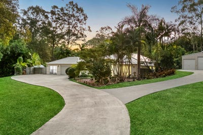 /international/au/590-sunrise-road-tinbeerwah-qld-148349140/